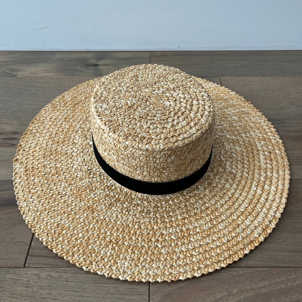 Lack of Color Mira Wide Boater Hat in Maple, Black ribbon, Small, New in box